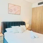Cozy Sydney Cbd Apartment With Infinity Pool